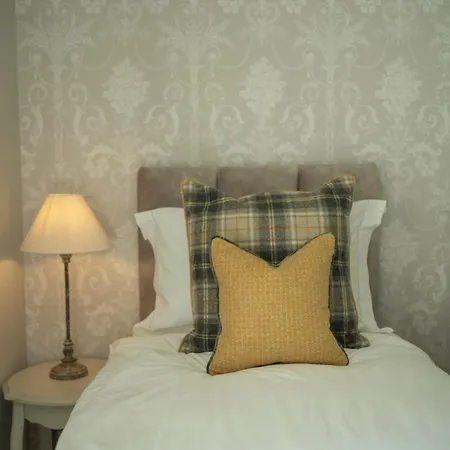 Bed & Breakfast Outwood House Leeds (West Yorkshire)