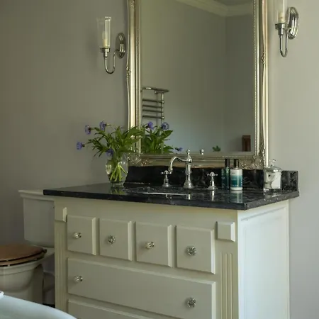 Outwood House Bed & Breakfast Leeds (West Yorkshire)