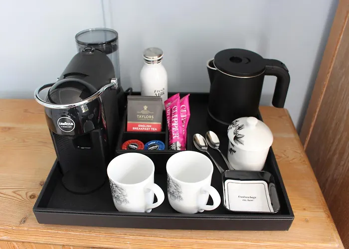 Frühstückspension Outwood House 4*