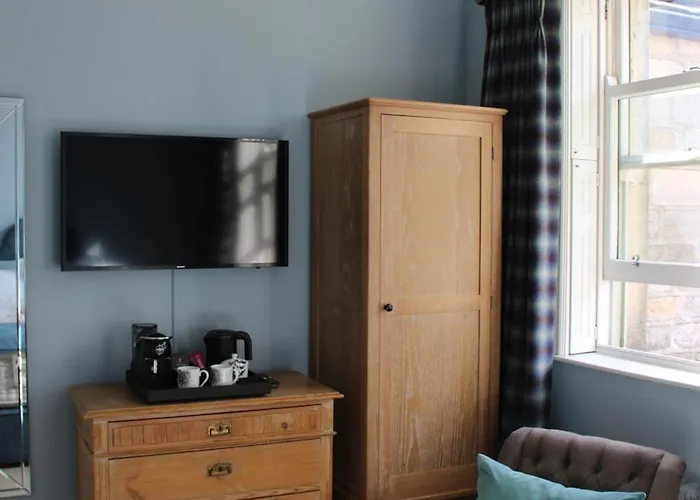 Outwood House Bed & Breakfast 4*