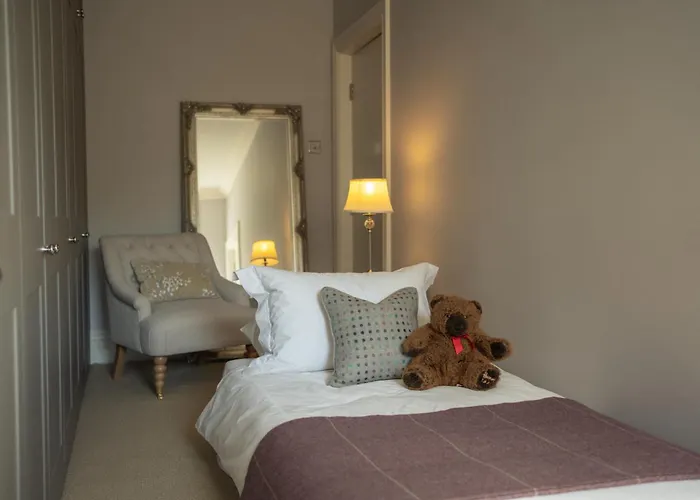 Outwood House 4* Leeds (West Yorkshire)